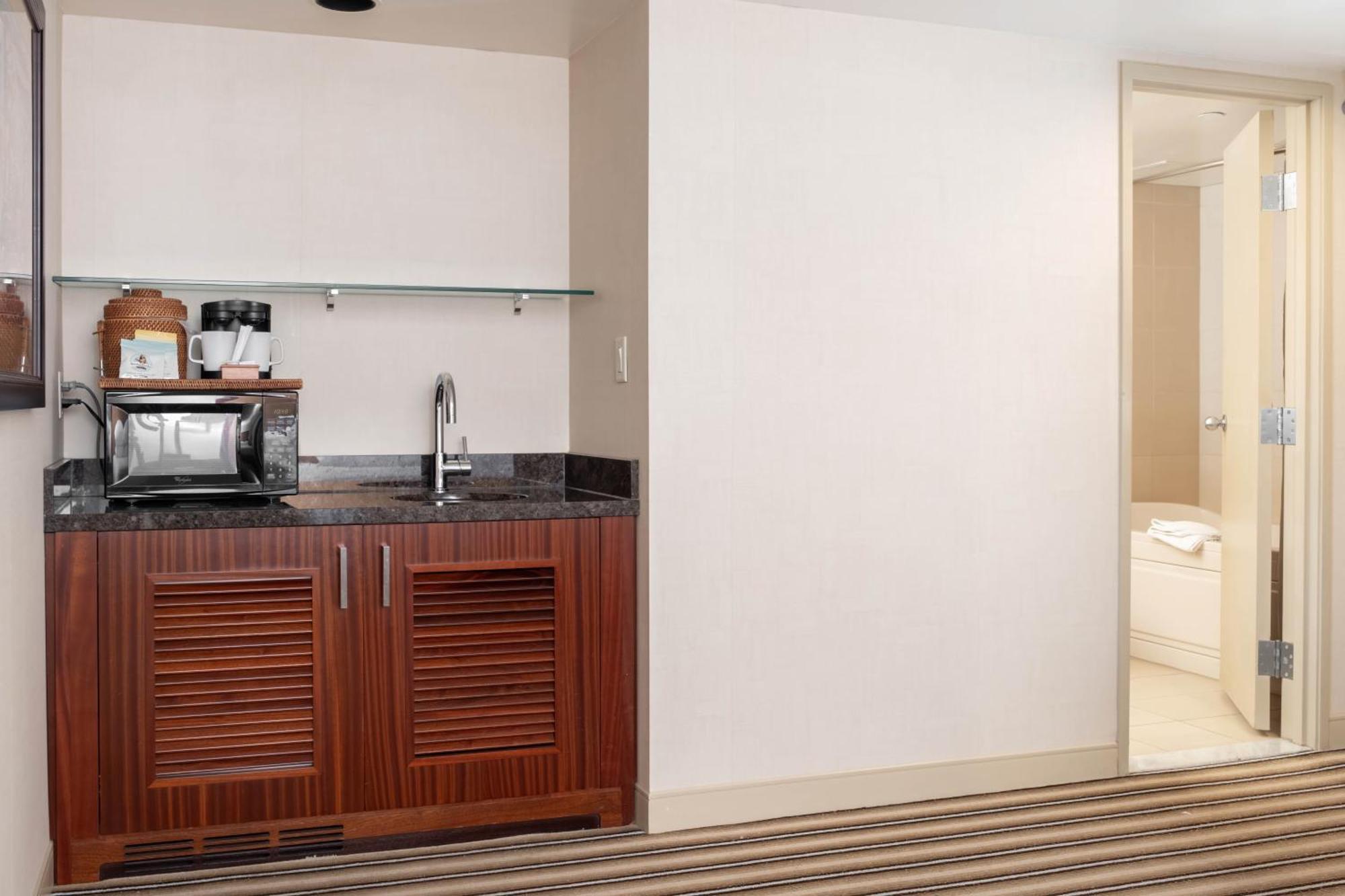 קיהיי Maui Coast Hotel מראה חיצוני תמונה